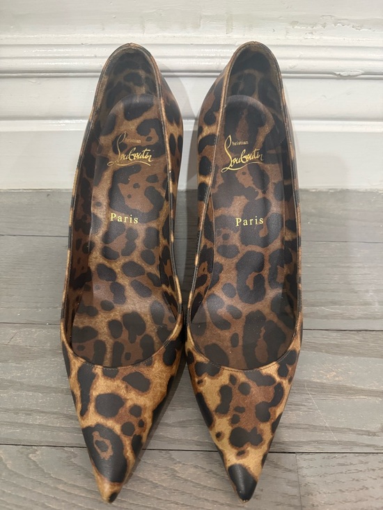Christian Louboutin Shoes - Christian Louboutin Leopard-Print Pointed Toe Pumps - Brown/Black